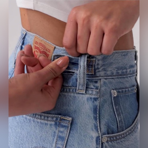 Levi’s - Cinch Baggy Women’s Jeans - Picture 7 of 16